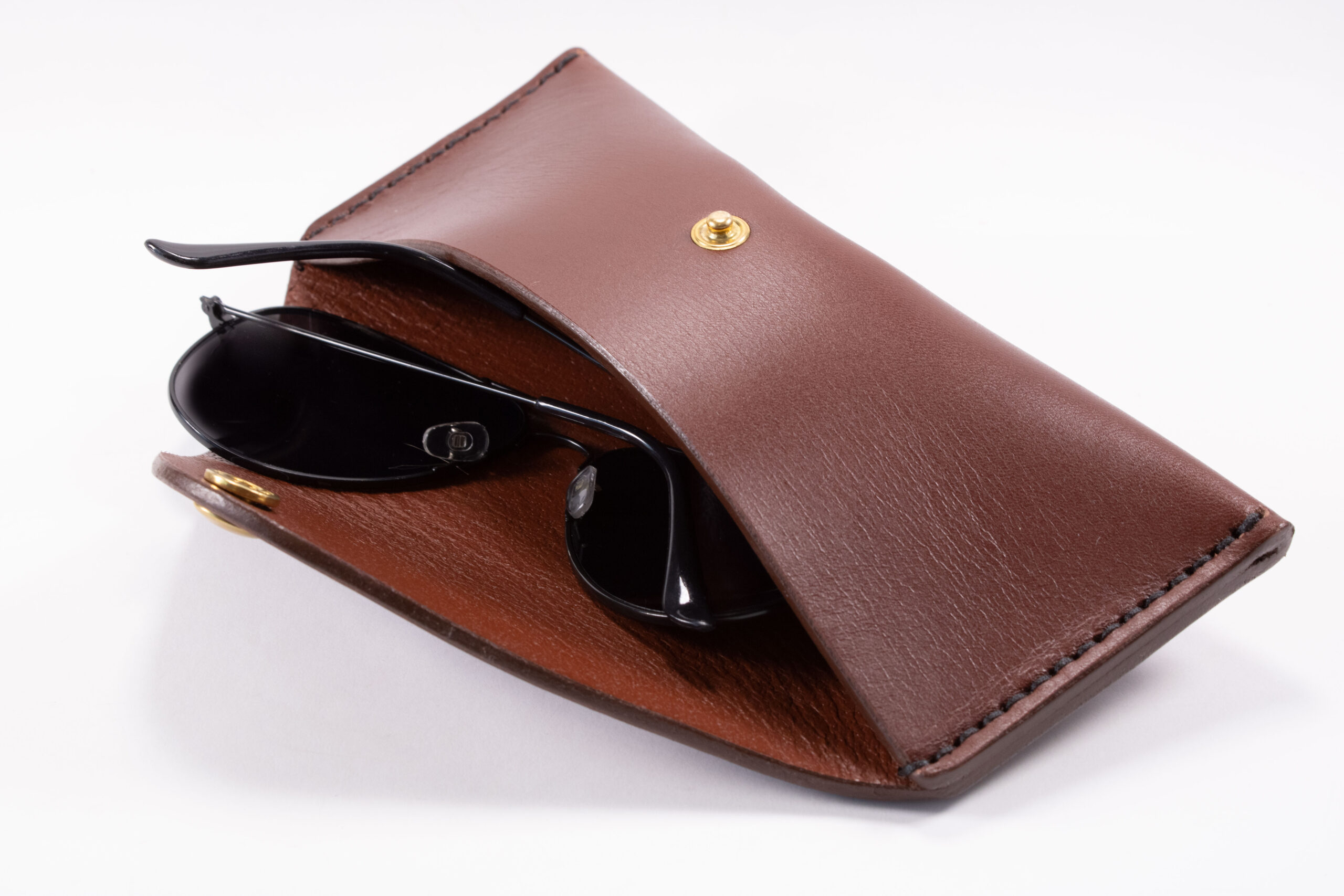 Produktbillede af FredFloris' hårde etui til briller