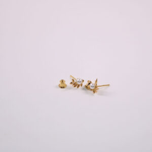 Product image of FredFloris small stud gold plated silver pearl earrings