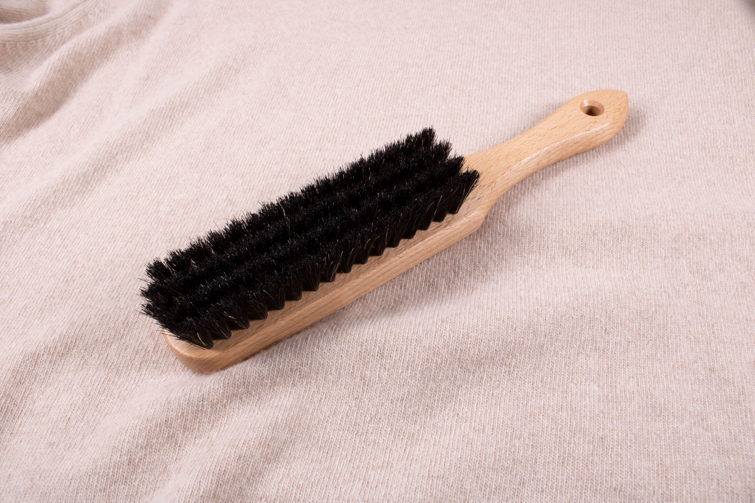 Product image of FredFloris horse hair fabric brush