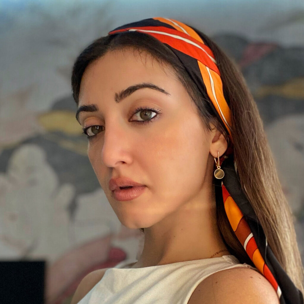 Product image of FredFloris Tiger’s eye gemstone round pendant earrings