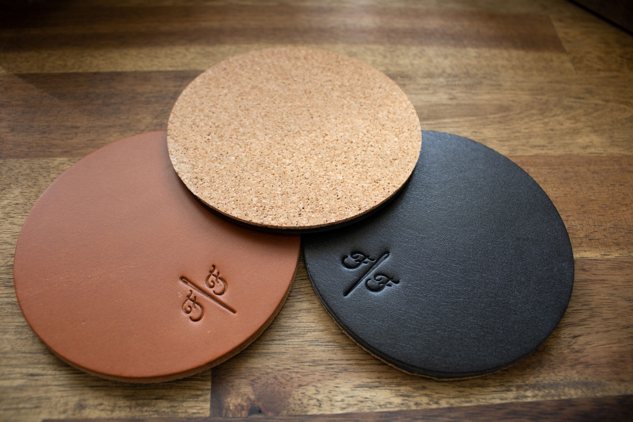 Product image of FredFloris Black & Brown leather drink coasters