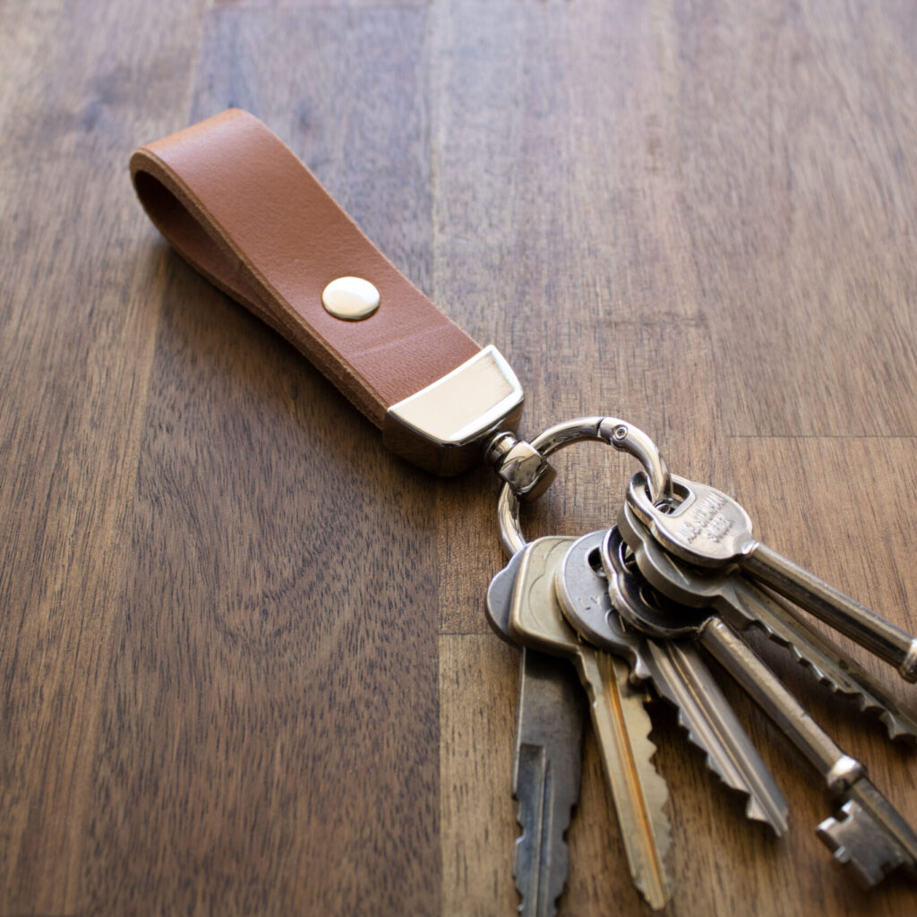 Product image of FredFloris full-grain leather key ring
