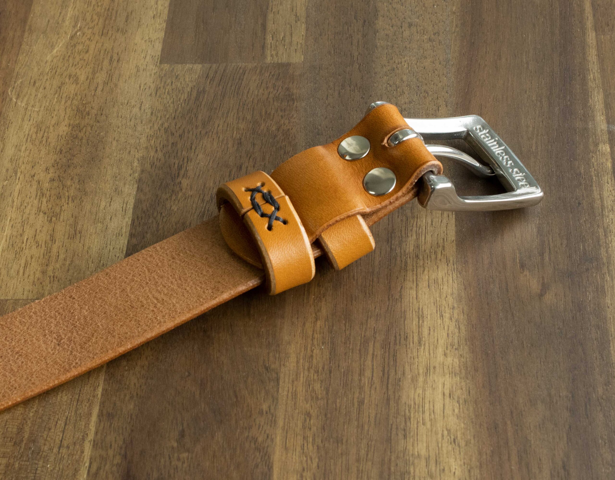 Produktbild zu FredFloris handgefertigter Tan Ledergürtel für Herren